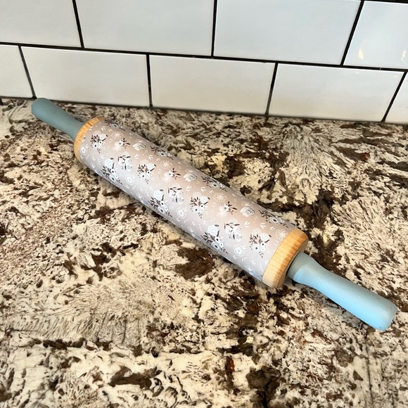 Decorative Rolling Pin - Picture 1 of 1